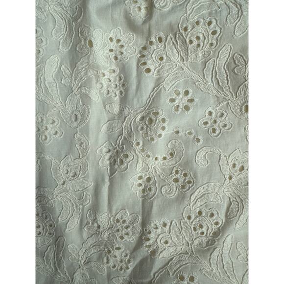 Zara High Waisted Embroidered Eyelet Cropped Scalloped Pants Cream Size Medium - Picture 9 of 16